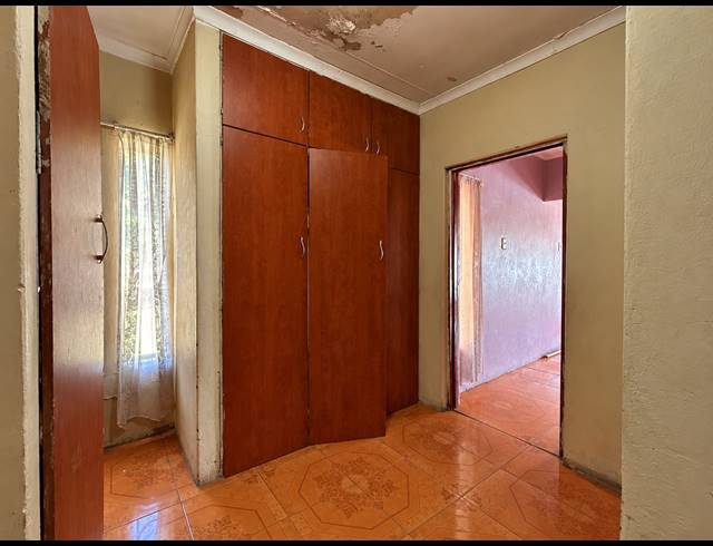 3 BEDROOM HOUSE FOR SALE IN VANDERBIJLPARK CE 4